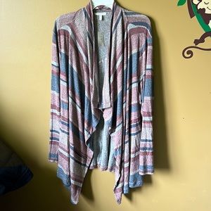 Maurice’s size 2x gray/blue/red cardigan, long sleeves with pockets.  NWT.